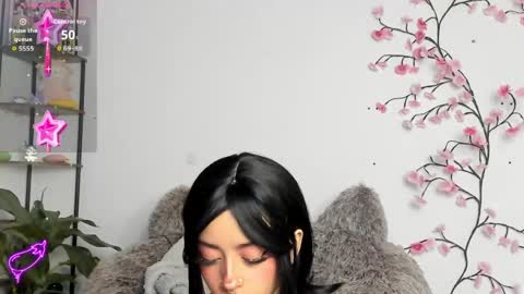 Sam    online show from May 3, 10:13 pm