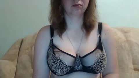 Snapshot of samiliya chatting on January 16, 6:06 pm samiliya online show from January 16, 6:06 pm