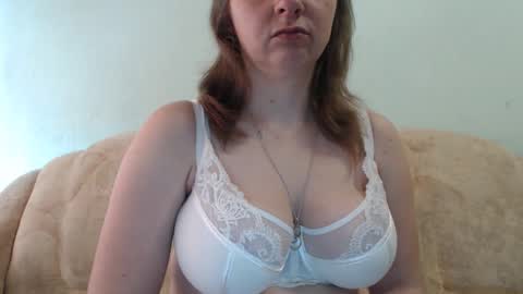 Snapshot of samiliya chatting on February 15, 11:28 am samiliya online show from February 15, 11:28 am