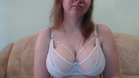 Snapshot of samiliya chatting on March 6, 8:52 am samiliya online show from March 6, 8:52 am