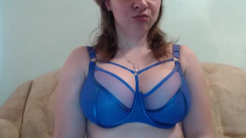 Snapshot of samiliya chatting on March 12, 11:09 am samiliya online show from March 12, 11:09 am