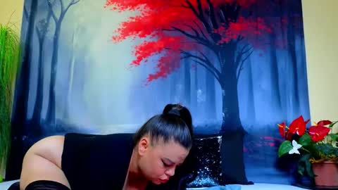 Snapshot of samiraevans chatting on October 14, 10:12 pm online show from October 14, 10:12 pm