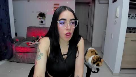 SARA online show from October 2, 1:43 am