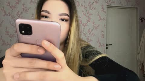 Elina online show from March 10, 10:19 am