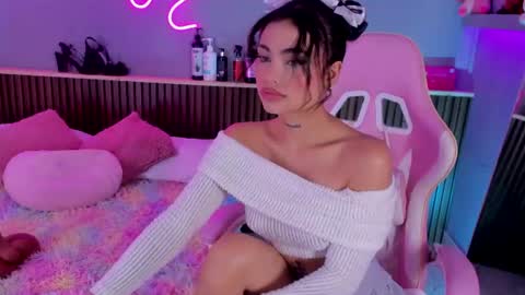 Sammy Rose online show from June 18, 8:25 pm