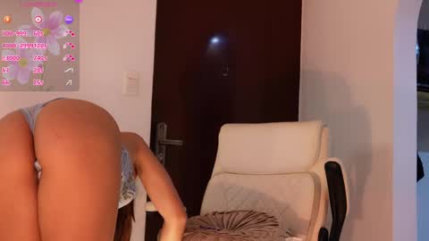 Sammy online show from March 2, 4:18 am