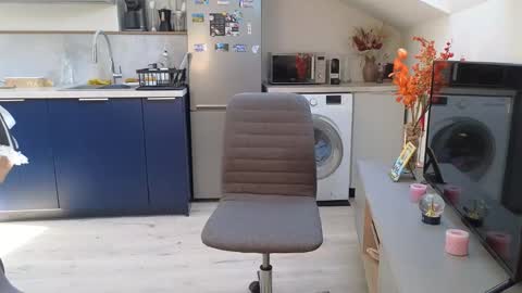 SammyPeeks online show from March 18, 9:47 am