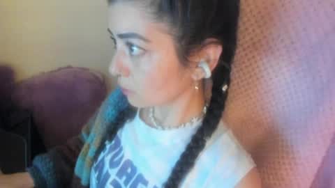   online show from April 30, 8:41 am