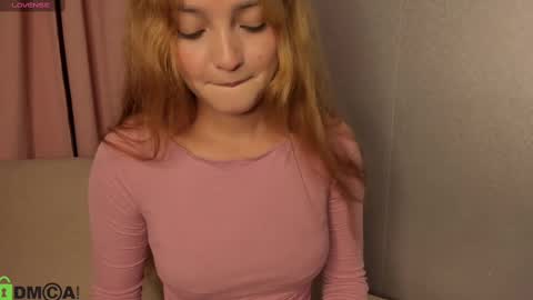 Snapshot of samy_bae chatting on February 25, 10:09 pm Samantha online show from February 25, 10:09 pm