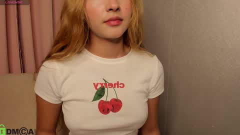 Snapshot of samy_bae chatting on February 26, 10:11 pm Samantha online show from February 26, 10:11 pm