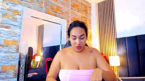 SamyEvanns online show from May 2, 3:32 am