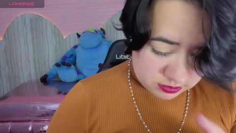 samythomas_t online show from February 27, 9:14 pm