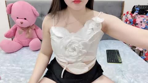 sanami_sian_ online show from June 5, 1:31 am