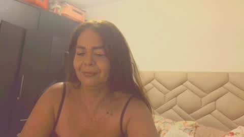 Sanddi  online show from July 3, 1:33 am