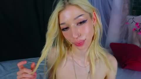 Sally online show from June 25, 9:02 am