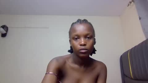 Snapshot of sandy_bby1 chatting on September 28, 2:29 am sandy online show from September 28, 2:29 am