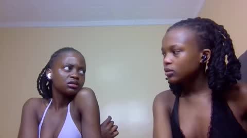 Snapshot of sandy_bby1 chatting on October 8, 1:10 am sandy online show from October 8, 1:10 am
