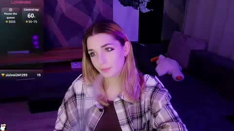 Snapshot of sandy_belle88 chatting on October 9, 5:00 am sandy_belle88 online show from October 9, 5:00 am