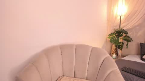 Saori  online show from July 16, 12:10 pm