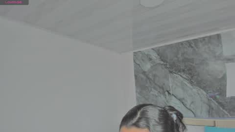 Snapshot of sara_allenx chatting on February 1, 7:23 pm sara allenx online show from February 1, 7:23 pm