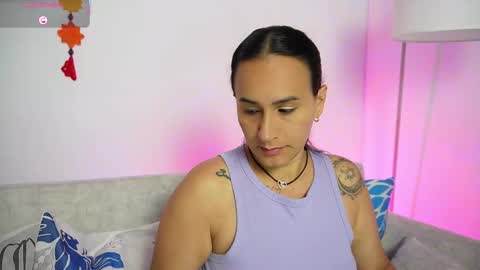   online show from February 28, 11:20 am