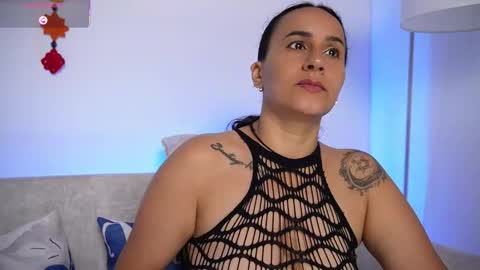   online show from March 2, 11:06 am