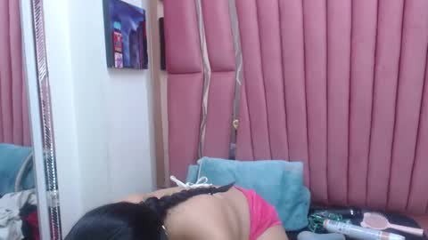 Snapshot of sara_honny chatting on October 23, 1:44 am sara_honny online show from October 23, 1:44 am