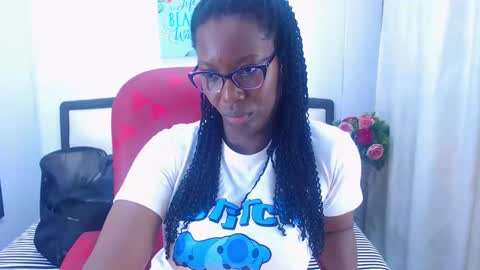 S A R A online show from November 11, 12:24 pm