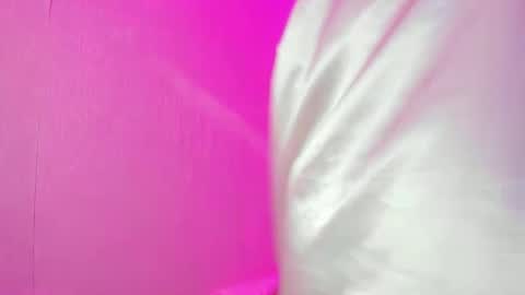 sara online show from November 1, 11:03 am