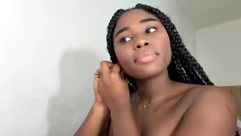 Sara online show from November 17, 12:33 am