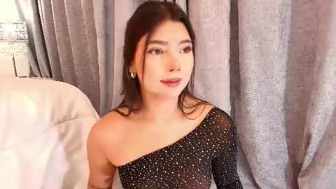 sara_owens7 online show from July 14, 1:39 am