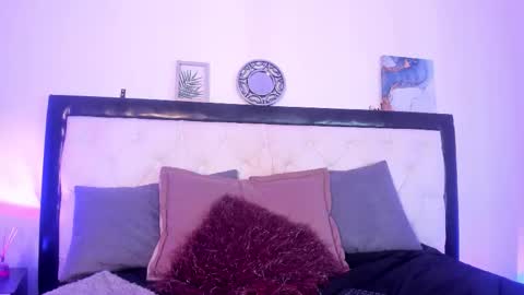 sara_roades online show from October 24, 9:44 pm