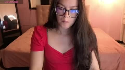 sara_valderrama_ online show from July 21, 2:18 pm
