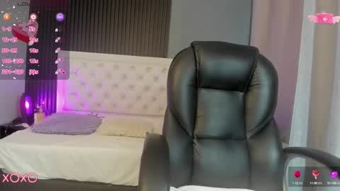   online show from February 11, 10:25 am