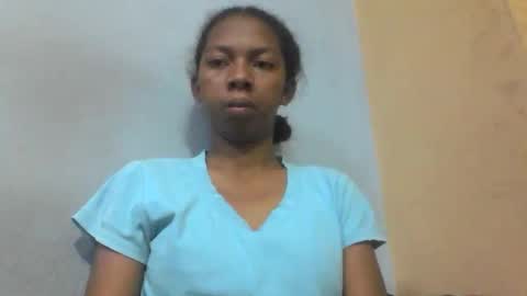 sarah146341 online show from April 29, 5:10 am