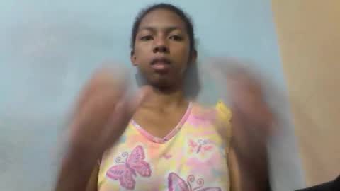 sarah146341 online show from April 27, 4:20 am