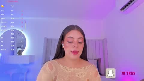 Snapshot of sarah_bonneth chatting on October 19, 1:24 pm Sarah Bonneth online show from October 19, 1:24 pm