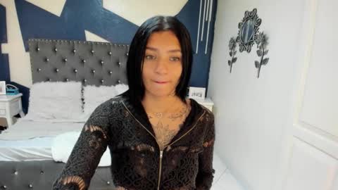 Sarah online show from January 9, 11:20 pm