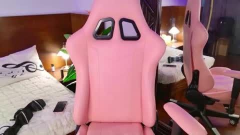 sarah_greyy online show from June 29, 10:20 pm