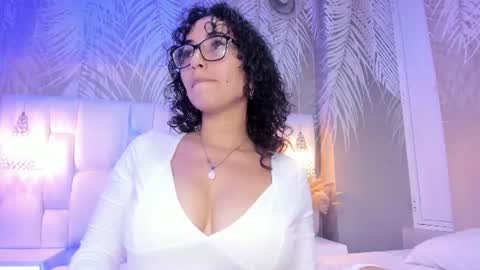 Sarah online show from June 30, 2:11 am