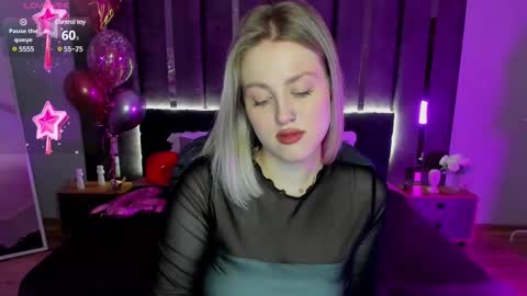 Sarah online show from March 5, 12:59 am