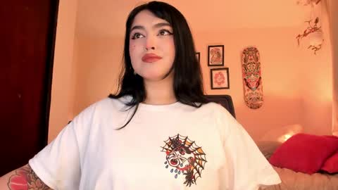   online show from May 3, 7:23 am