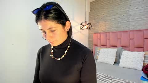 Snapshot of sarahdeyvis chatting on January 30, 2:04 pm Sarah Deyvis online show from January 30, 2:04 pm