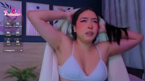 Sarah online show from March 12, 12:52 pm