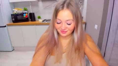 Sarah online show from November 2, 1:36 pm