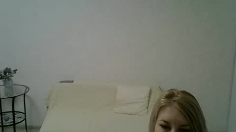 sarahphelps online show from May 1, 7:39 pm