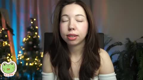 Snapshot of sarahson chatting on December 15, 5:34 am Schnappi online show from December 15, 5:34 am