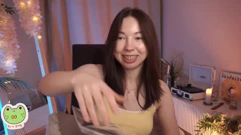 Snapshot of sarahson chatting on March 10, 5:22 am Schnappi online show from March 10, 5:22 am