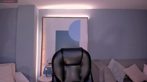 Sarah  independent model online show from April 29, 5:32 am