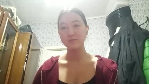 Sara online show from November 7, 2:22 pm